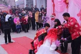 故事：新婚夜，丈夫故意灌新娘酒，妻子假装喝醉，才知丈夫真面目图片
