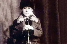 大汉奸川岛芳子：17岁惨遭养父奸污，为报复中国与日军狼狈为奸图片