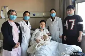 【孕妈故事】徒手转胎头，2分钟上演产科绝学！图片