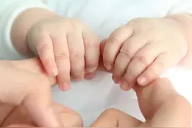 梁建章：三评李铁的“中国人口过多论”图片