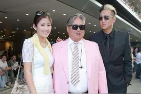 洪金宝36岁女儿至今未嫁，看到照片后，网友：还缺女婿吗？图片