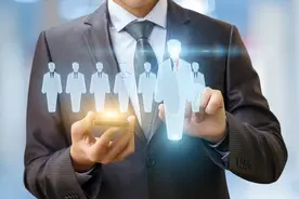 这个世界上从不缺人才，缺的是发现人才的眼睛图片
