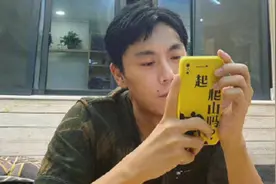 秦昊为何被称无冕之王？用15年才获认可，被西瓜视频里的演技折服图片