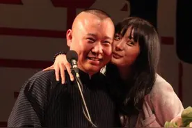 开口就不饶人的郭德纲，为什么女星缘那么好？图片