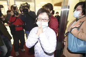 马英九办公室前主任入狱前痛哭：冤枉呀！我不服，将提“非常上诉”图片
