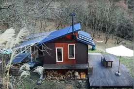 亲手打造19平米森林小木屋，小屋其乐融融，与家人关系更好了图片
