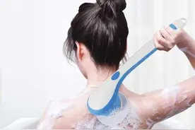 如何完美解决毛孔角化（鸡皮肤）图片