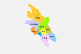 俯瞰绵阳南郊机场，四川省内仅次于成都双流的第二大机场图片
