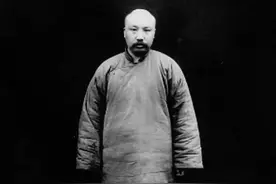 1927年，张作霖抓捕李大钊前，杨度曾密告转移，却遭使馆拒绝图片