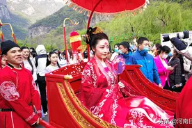汉服可以当门票！焦作云台山第二届汉服花朝节盛大开幕图片