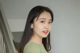 人像摄影：行走在楼梯与天台图集图片
