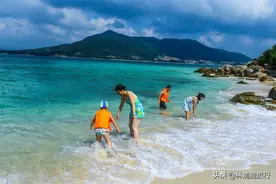海南堪称完美的养老小城，水好、空气好，北方人来过冬很舒服图片