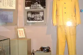 从这身穿的警服说起图片