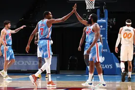 最新！NBA媒体爆料哈登交易后湖人欲组四巨头，交易方案5换1图片