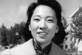 “江姐”于蓝：19岁嫁给29岁田方，为照顾继子选择流产，99岁去世图片