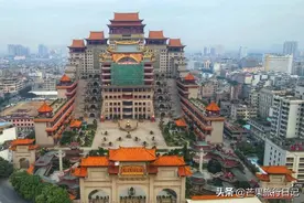 广西“布达拉宫”，据说台湾富商花30亿，用8000工人才建成图片