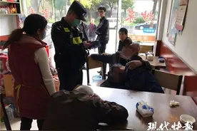 叙旧变“酗酒” 3名七旬老人喝了2斤多白酒图片