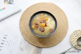 适合冬日暖身的南瓜小圆子，香甜软糯，喝后身体暖气色也好图片