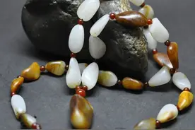 为什么呢,“乱世藏金,盛世藏玉”图片