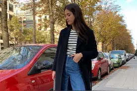 大衣+喇叭裤，小个子女生快穿起来，显高不止10厘米图片