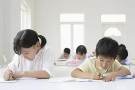 孩子做事总是三分钟热度，改变孩子须讲究：3个方法1个理论图片