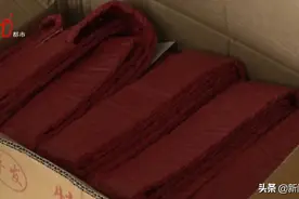 烟花、鞭炮、二踢脚，品种真不少！钱没赚多少，全被没收了图片