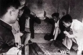 1932年，特务带人挖毛主席家的祖坟，建国后被捕，怎么判？图片