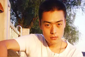 张桐与平凡父母：卖房买房背后的爱与眼泪图片