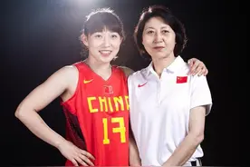 杨半伴：出身体育世家，手握6枚总冠军戒指，母女携手战亚运图片
