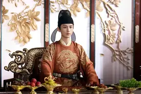 暑期档大剧来袭，三部现代，四部古装，李沁新剧有望成最大黑马图片
