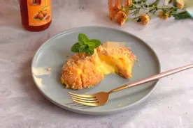 烤箱版低油爆浆芝士鸡排，外皮酥脆肉质软嫩，咬一口满满幸福感图片