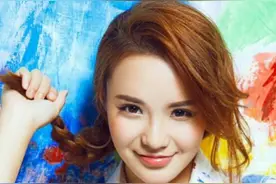 左航精致的造型吸引不少人目光，很多的感情戏，都表演得恰到好处图片