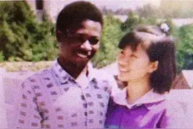 清华才女不顾父母反对，随黑人小伙移居非洲，婚后生活幸福吗？图片