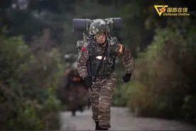 反恐利刃显锋芒：直击特战队员“魔鬼周”实战训练图片