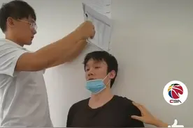 未参加CBA联赛正式体测，丁彦雨航回归路漫漫图片