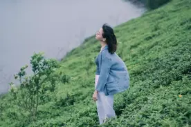 为什么男人一有钱，就想抛弃糟糠之妻？这三位成功男士说了心里话图片