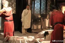 “老虎凳”到底有多牛？只需要3块砖头，俘虏就得乖乖招供图片