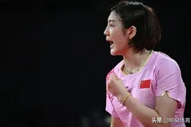 陈梦夺冠后与马琳拥抱相庆，黄海诚心里不是滋味了图片