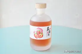女士专属低度草莓酒，在家制作超简单，从此再也不想出去买酒了图片