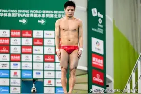 男子10米跳水跳台预赛：泸州小伙杨健奥运首秀，携手曹源冲金图片