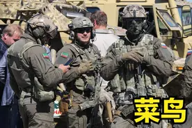 俄罗斯：装备整齐的一定是新兵，各穿各的是精锐，醉醺醺的是王牌图片
