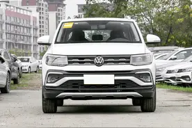 灵巧省油好停车，德系合资小SUV，空间不小车价也便宜，大众途铠图片