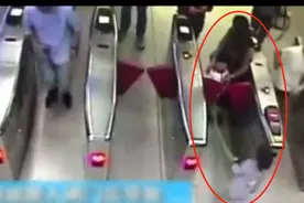 别让安全绳变成索命绳：女孩被挂电梯门2分钟，父母都要当心TA图片