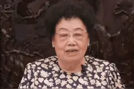唐僧老婆陈丽华罕出镜，满脸皱纹也漂亮，比刘晓庆扮嫩舒服图片