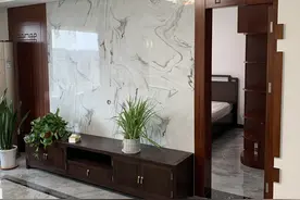 145平新中式，全屋原木风，隐形门背景墙，韵味十足图片