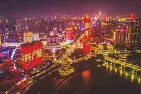 南宁夜景亮相央视《东方时空》，灯光秀霸屏近5分钟！一起来看图片