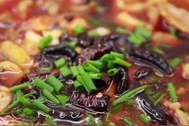 网红食材做一道跳跳蛙，麻辣鲜香，鲜嫩多汁，下酒又下饭必须安排图片