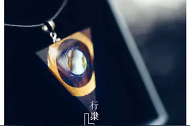 载月木质吊坠手工制作教程（镶嵌螺钿铜粉的方法）木艺图片