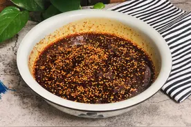 辣椒油要想好吃，不能直接泼热油，教你正确做法，又红又香特好吃图片