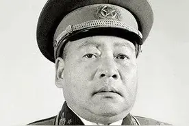 滕海清：金寨走出的开国中将，被子弹封喉而大难不死，21军首任军长图片